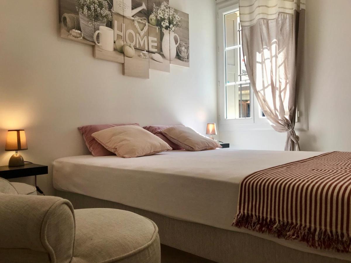 O 36 Rempart Sud B&B Aigues-Mortes Ngoại thất bức ảnh